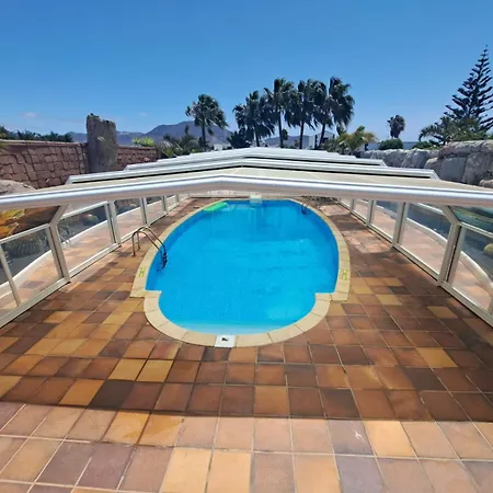 Villa Lanzarote The Olive - Pool Heated *