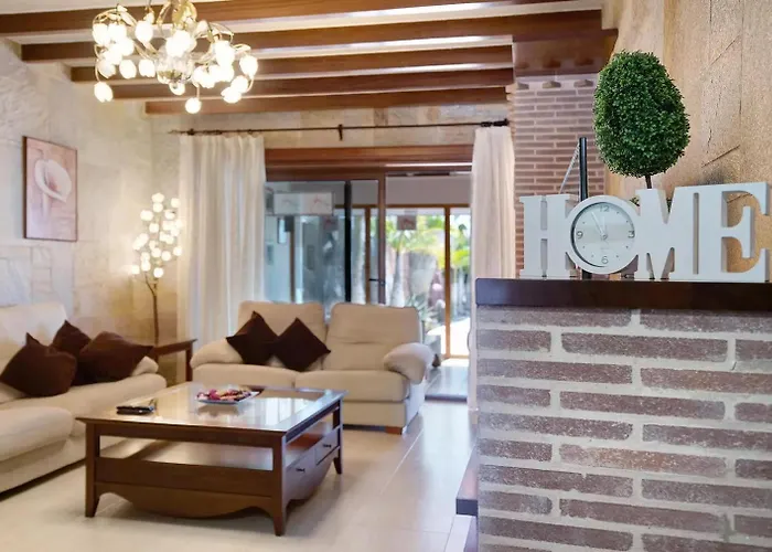 Lanzarote The Olive - Pool Heated Villa